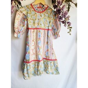 VINTAGE GINGERBREAD OF CALIFORNIA 4/5T FLORAL‎ PATCHWORK PRAIRIE DRESS 1980S GVC